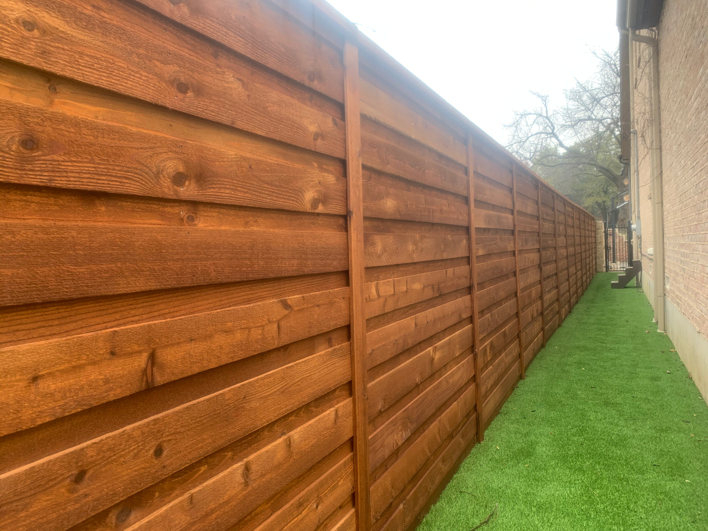 WOOD FENCE INSTALLATION