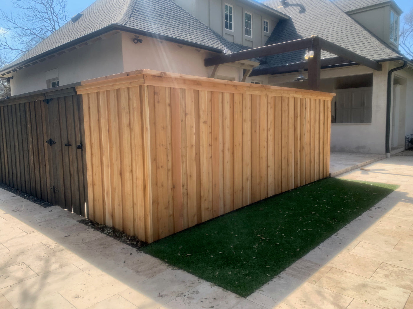 Vertical wood fence